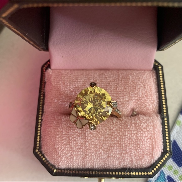 Juicy Couture ring 💛💍 - Picture 3 of 6